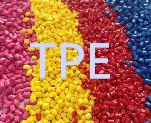Compuesto termoplástico compuesto libre del elastómero de la TPE del halógeno bajo del humo para el cable